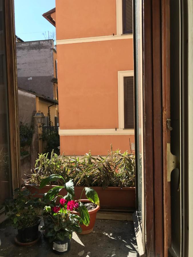 Room For Rent In Rome Trastevere Exteriör bild
